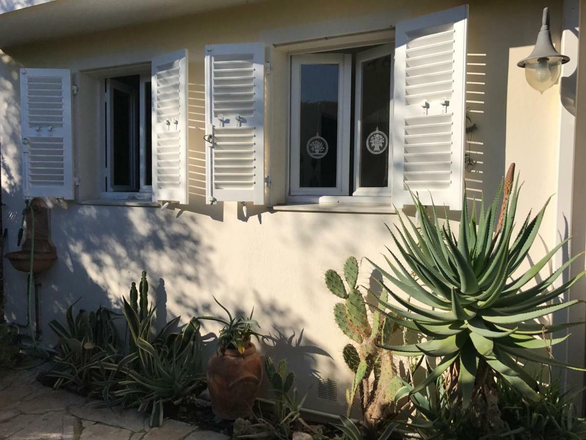 Апартаменты "L'Olivadou" St Jean Cap Ferrat Сен-Жан-Кап-Ферра Экстерьер фото
