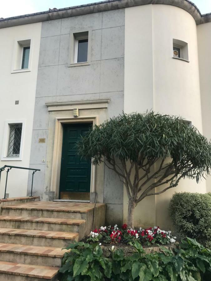 Апартаменты "L'Olivadou" St Jean Cap Ferrat Сен-Жан-Кап-Ферра Экстерьер фото